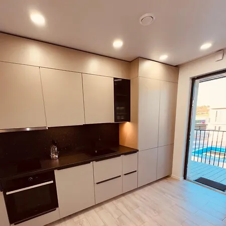 Pool Takas I Jura Kunigiskes Apartment *