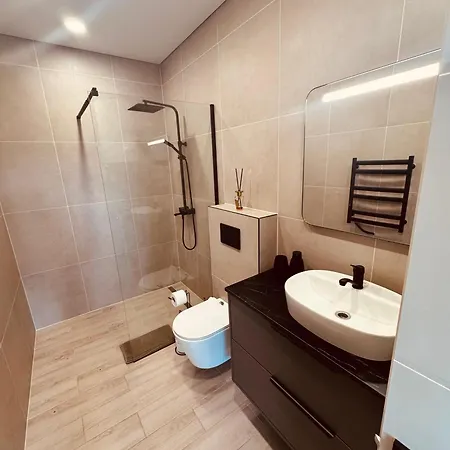 Pool Takas I Jura Kunigiskes * 帕兰加